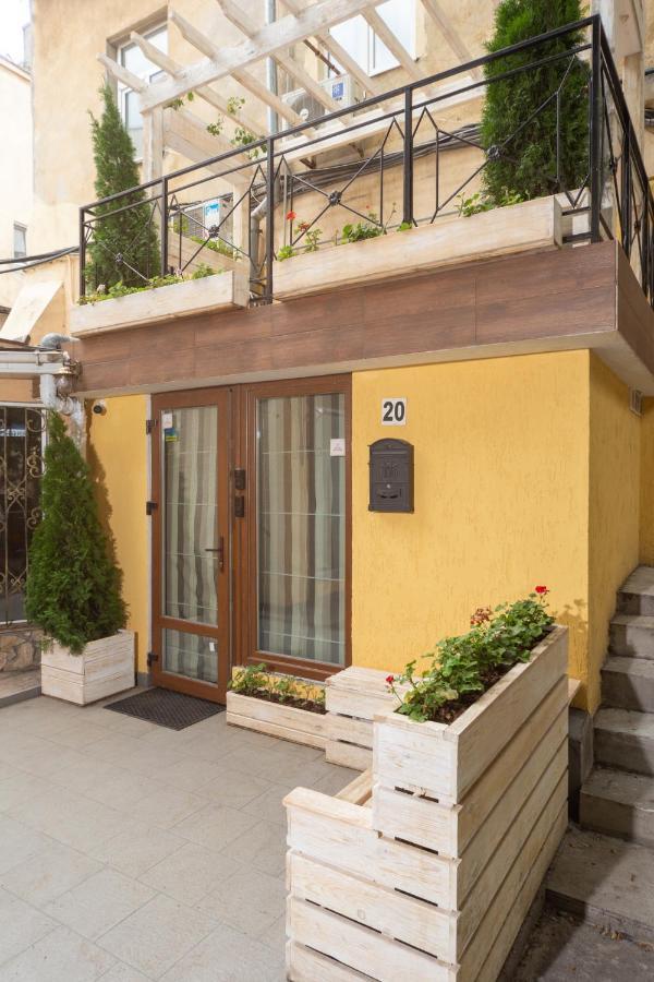Трирівневий Лофт Із Спальнею-Укриттям Self Check-In 247 Odessa Dış mekan fotoğraf
